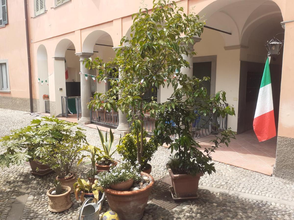 La Corte Dei Cappuccini Bergamo Exteriör bild
